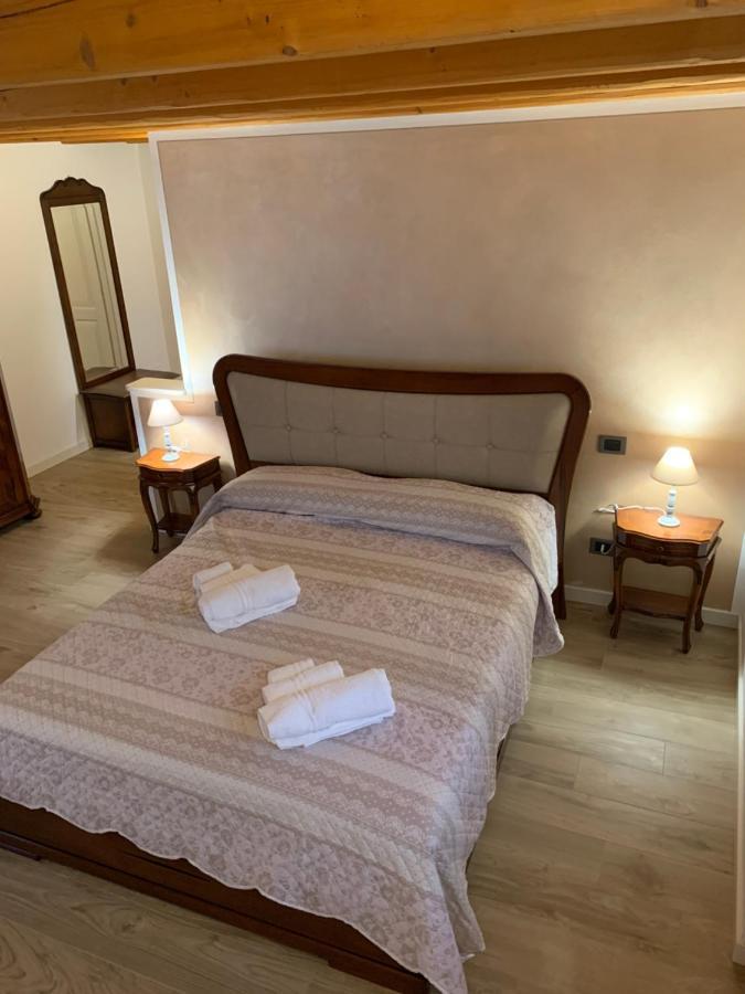 Villa Vaccari Garda غارْدا المظهر الخارجي الصورة