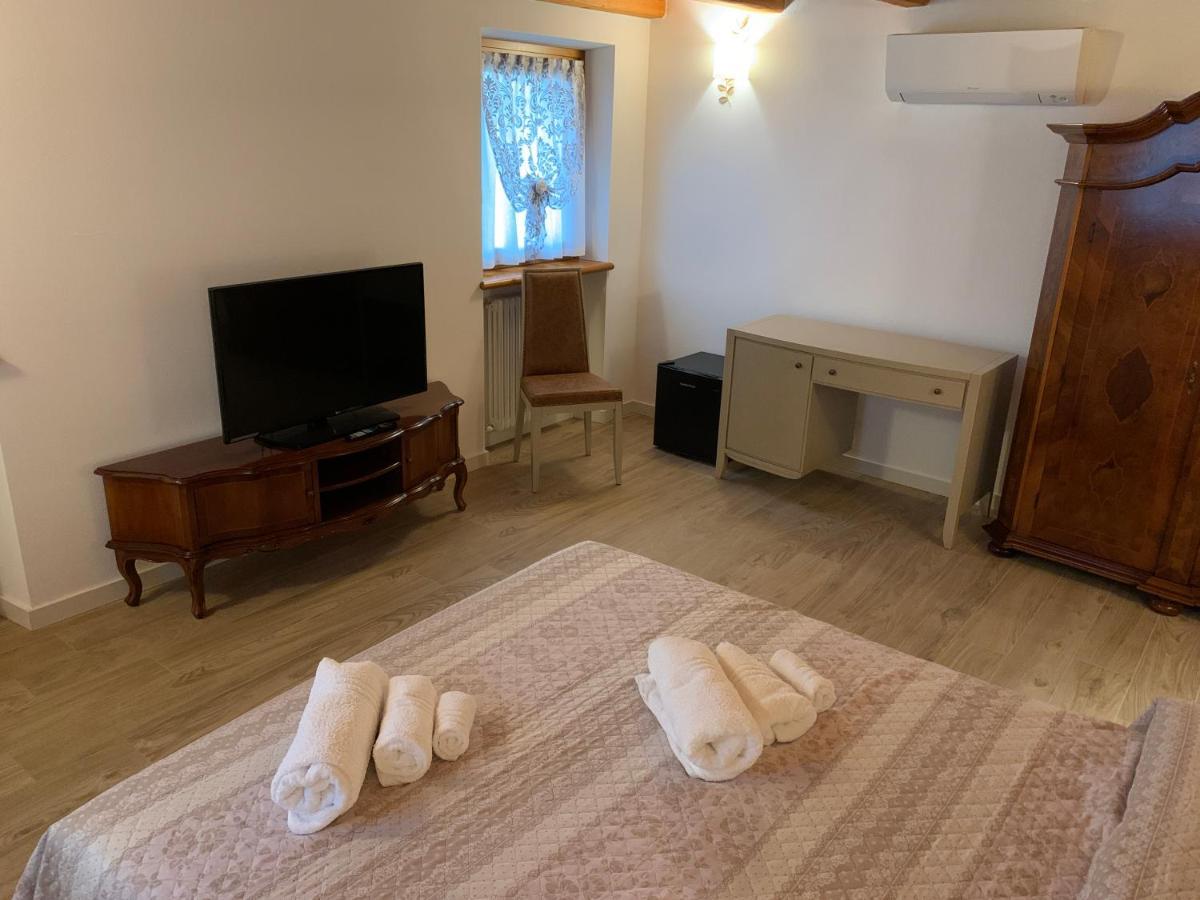 Villa Vaccari Garda غارْدا المظهر الخارجي الصورة