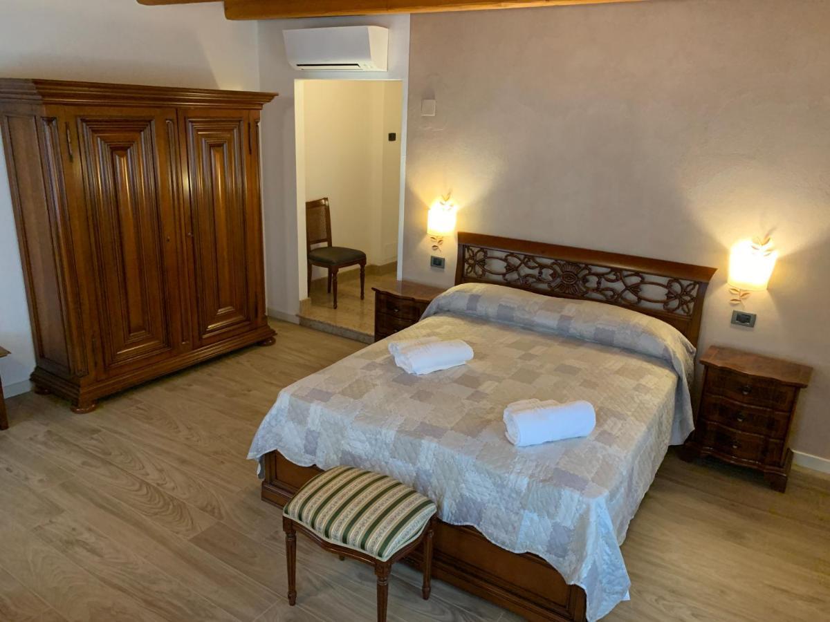 Villa Vaccari Garda غارْدا المظهر الخارجي الصورة
